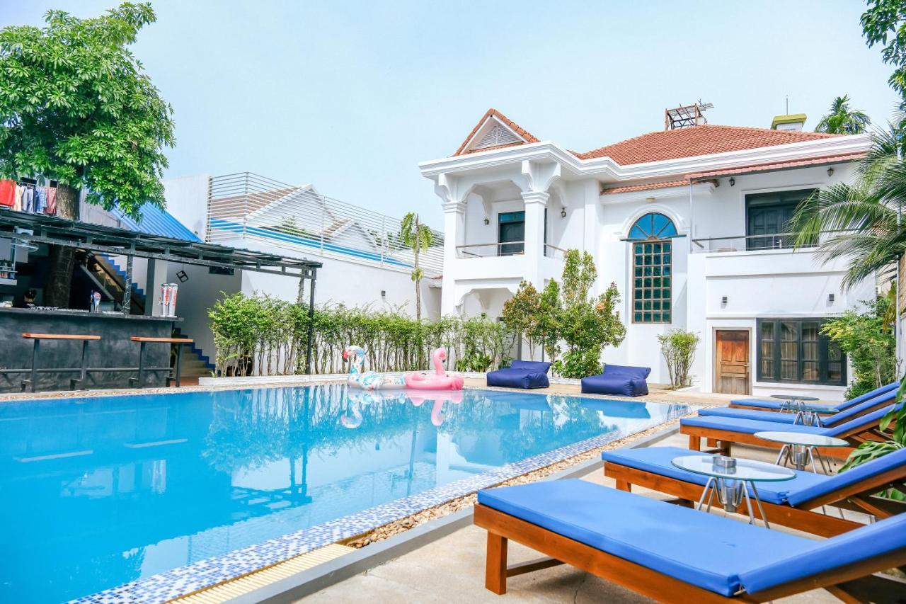 Queentown Hostel 시엠리아프 외부 사진